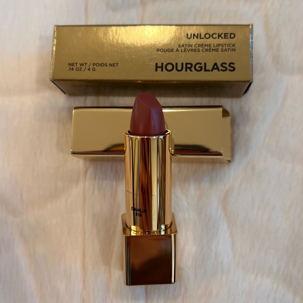 Hourglass Satin Creme Lipstick (shade: Dahlia 318)
